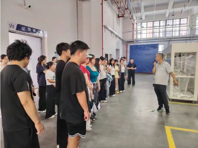 校企交流促共进｜萍乡学院商学院师生走进广东贝尔参观交流