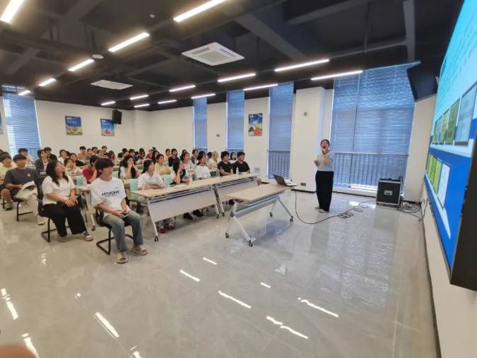 校企交流促共进｜萍乡学院商学院师生走进广东贝尔参观交流